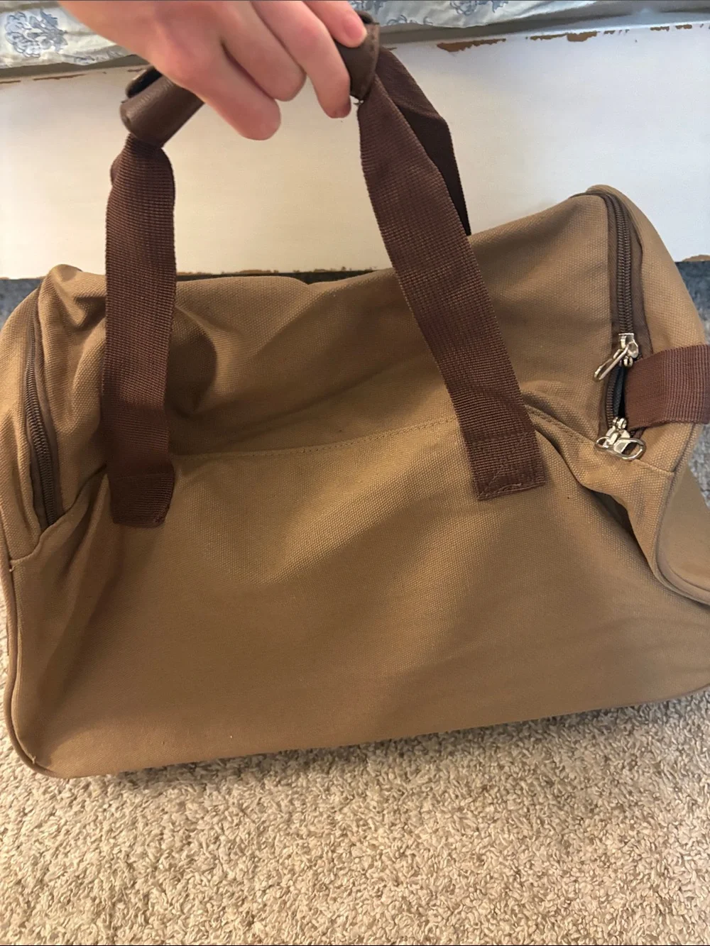 Bella Russo stylish beige